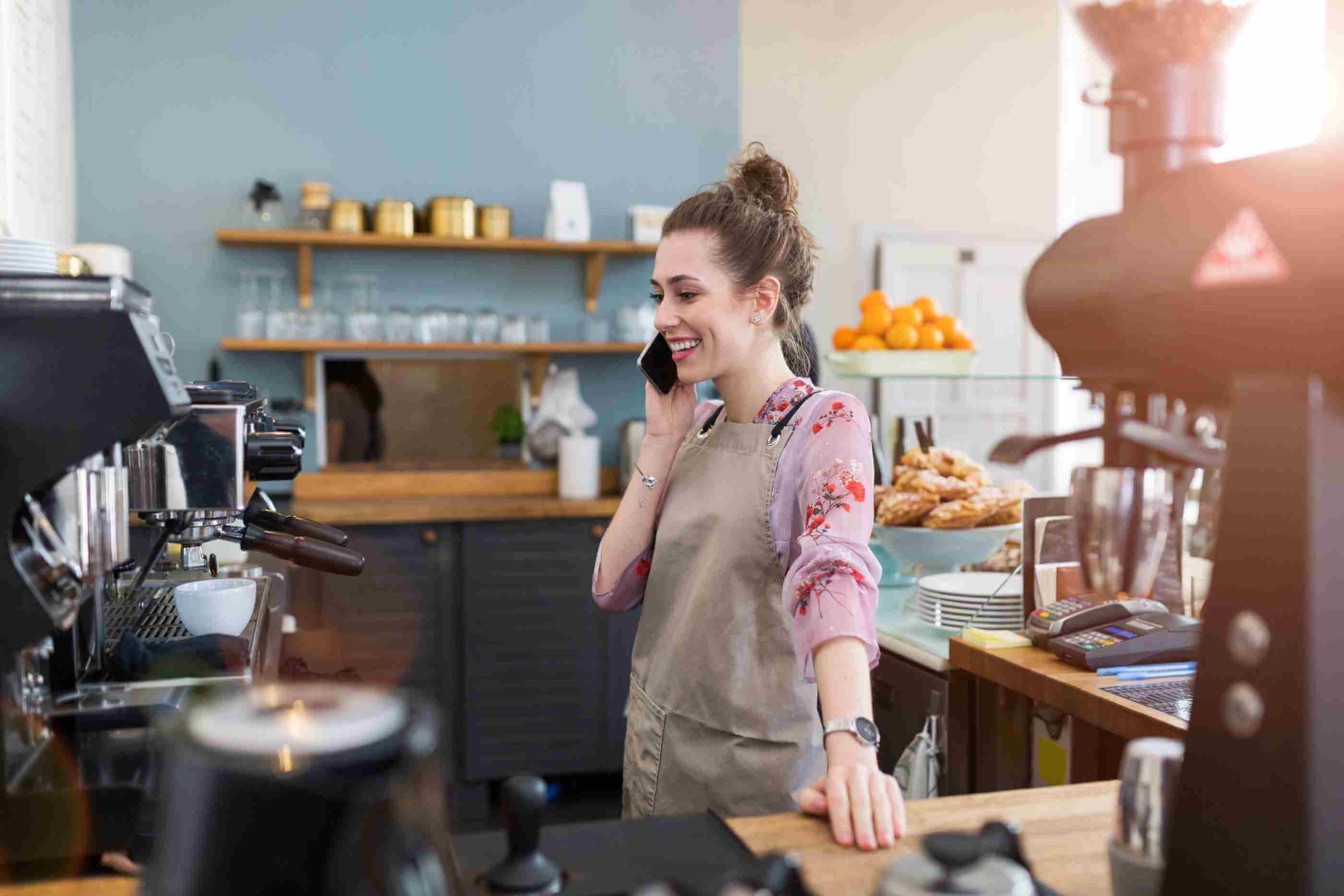 advice-line-employee-1